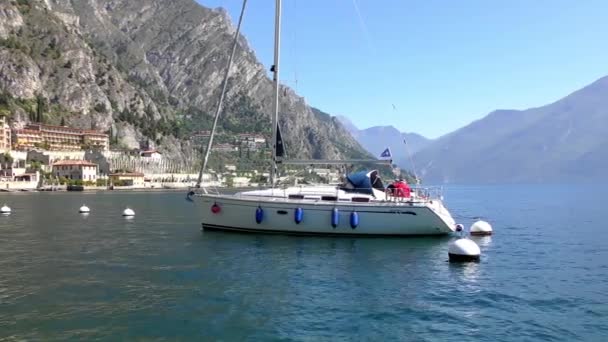 Limone Sul Garda Itália Abril 2015 Filmagem Limone Sul Garda — Vídeo de Stock