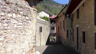 Tarihi Tignale Şehir Merkezi, Garda Gölü, İtalya