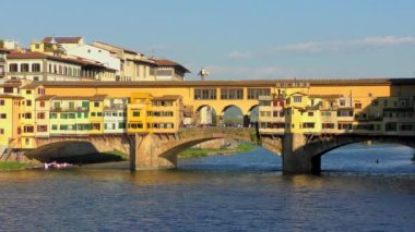 İtalya Floransa 'da Ponte Vecchio köprüsü. Ponte Vecchio (