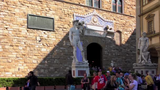 Florence Italy April 2015 Άγνωστα Άτομα Στην Piazza Della Signoria — Αρχείο Βίντεο