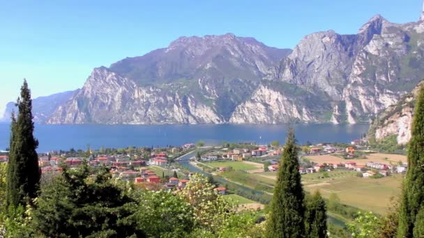 Vacker Gardasjö Italien Gardasjön Italienska Lago Garda Eller Lago Benaco — Stockvideo