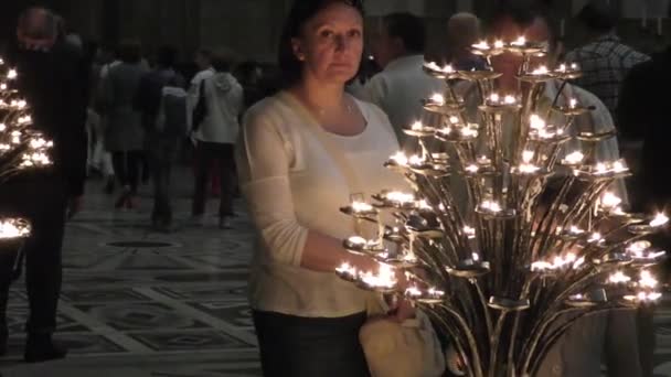 Florença Itália Abril 2015 Pessoas Não Identificadas Dentro Cattedrale Santa — Vídeo de Stock