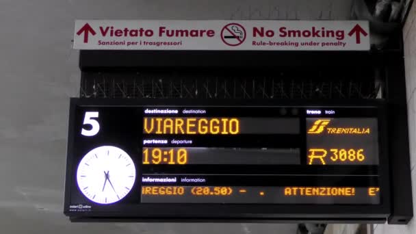 Флоренция Италия Железнодорожная Станция Firstsanta Maria Novella Флоренция Италия — стоковое видео