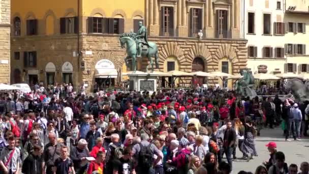 Florenz Italien April 2015 Unbekannte Eingang Der Uffizien Florenz Italien — Stockvideo