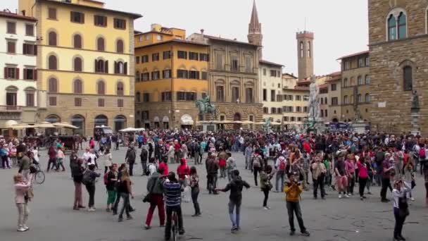 Florence Italien April 2015 Oidentifierade Människor Vid Ingången Till Uffizierna — Stockvideo