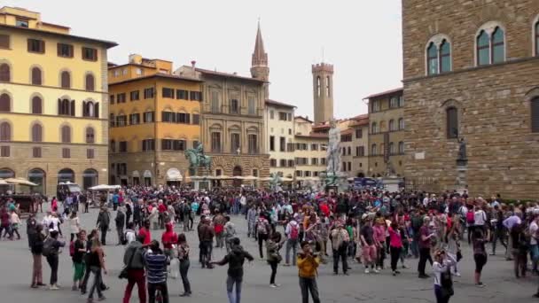 Florencia Italia Abril 2015 Personas Identificadas Entrada Galería Uffizi Abril — Vídeo de stock