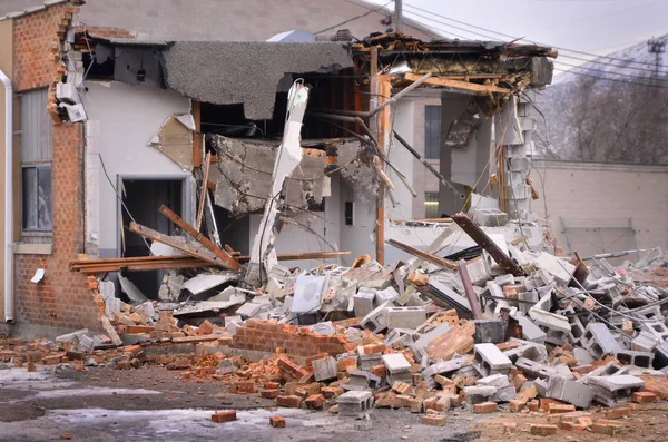 Bina Inşaat Aşağı Yırtılma Gözyaşı Için Kullanılan Ağır Ekipman — Stok fotoğraf