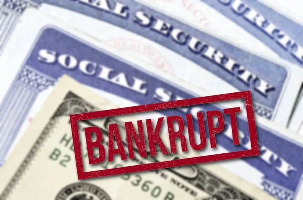 Social Security Cards Representing Bankrupt System Loss Money — Stock Photo, Image