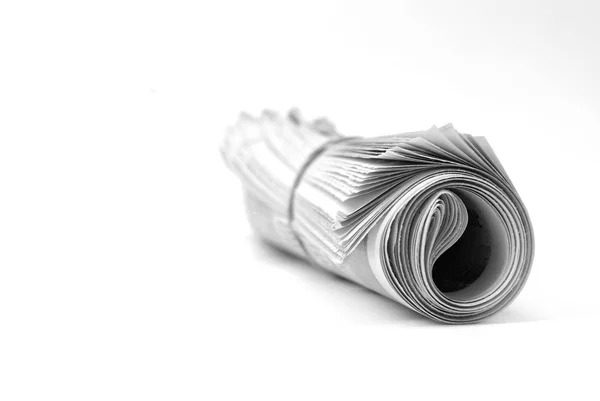 Εφημερίδα Τυλίγονται Απομονωθεί Λευκό Για Ειδήσεις Και Πληροφορίες — Φωτογραφία Αρχείου