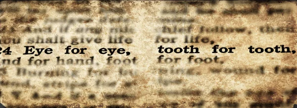 Schrift Auge um Auge Zahn um Zahn altes Testament — Stockfoto