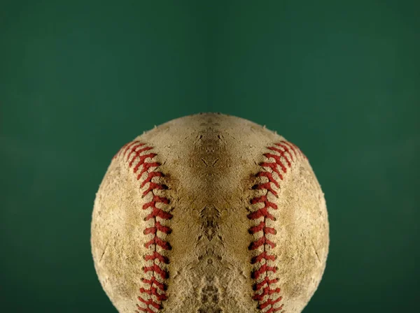스포츠에 대 한 오래 된 착용된 야구 가죽 질감 — 스톡 사진
