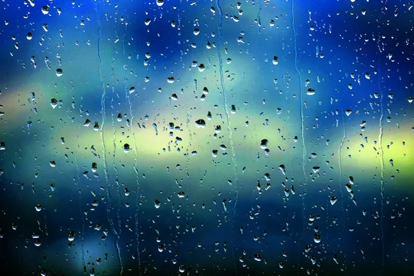 Gotas de lluvia Gotas en vidrio de ventana —  Fotos de Stock