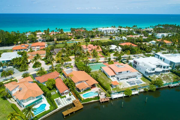 Aerial Luxury Homes Waterfront — Stockfoto
