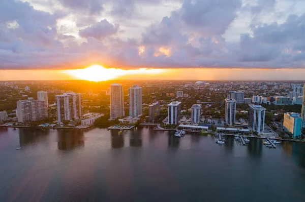 Légi Drone Fényképet Egy Gyönyörű Naplemente Miami Vihar Után — Stock Fotó