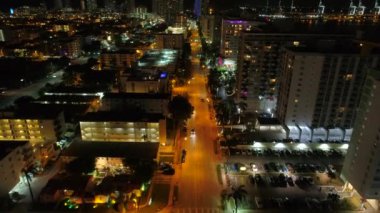 Gece hava video Miami Beach West Avenue 4k