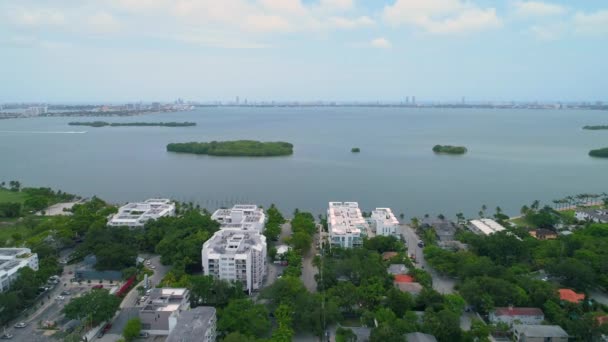 Aerial Rulle Drone Footage Miami Biscayne Bay 24P — Stockvideo