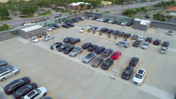 Miami Verenigde Staten Juni 2018 Antenne Drone Video Audi Van — Stockvideo