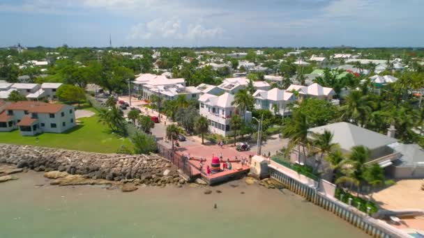 Luchtfoto Trekken Weg Geschoten Key West Zuidelijkste Punt — Stockvideo
