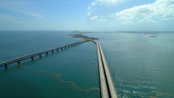 Cinematic Aerial Florida Keys Overseas Highway Converging Roads — Stock Video