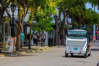 Key West, Florida, ABD - 9 Haziran 2018: yaz saati sokak fotoğraflarını Key West bir dünya ünlü tropikal seyahat turizm Güney Florida 
