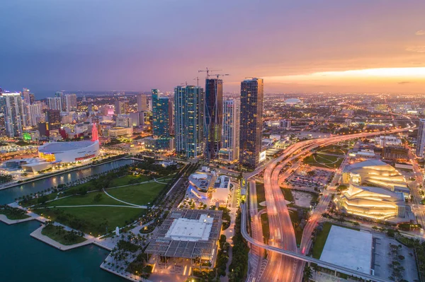 Alacakaranlık Miami Hava Dron Fotoğraf — Stok fotoğraf