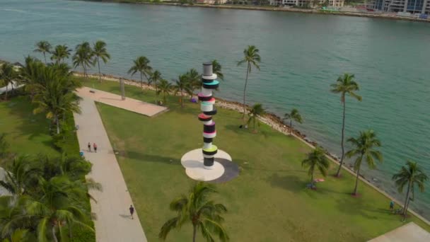 Antenne Miami Beach South Pointe Park Fisher Island — Stockvideo