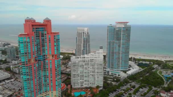 Aerial Pull Out Shot Miami Beach — Stock Video