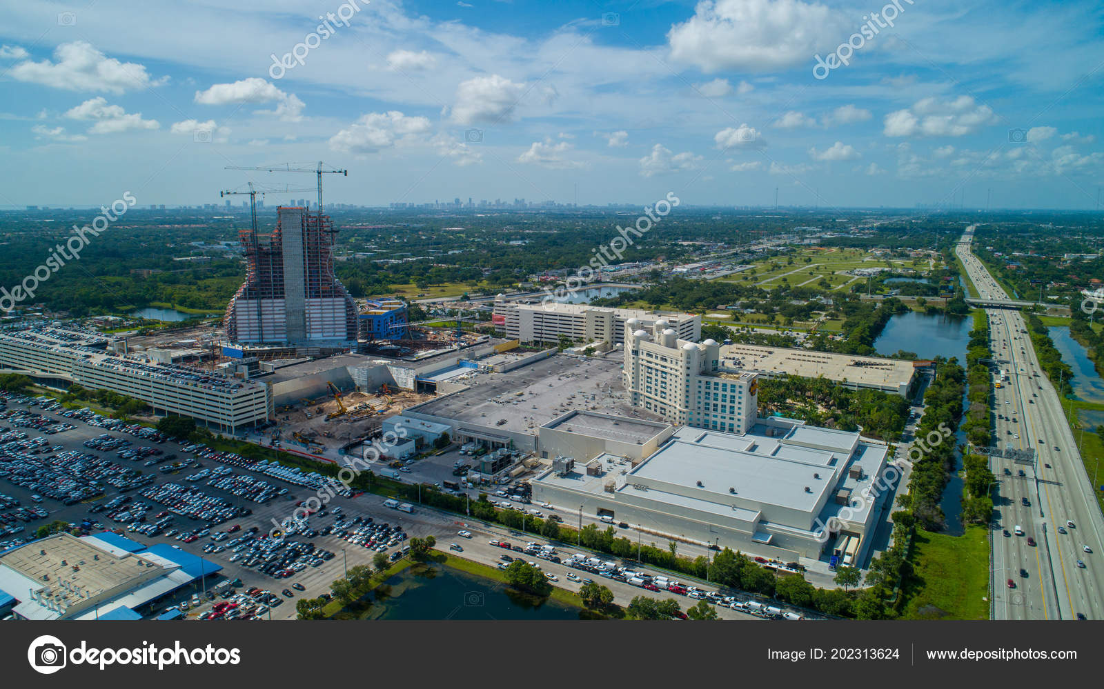 Fort Lauderdale Usa June 2018 Aerial Image Guitar Shaped Resort