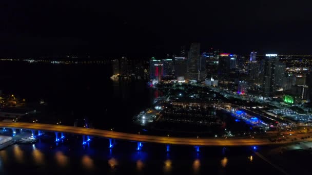 Downtown Miami Florida Natt Drone Video — Stockvideo