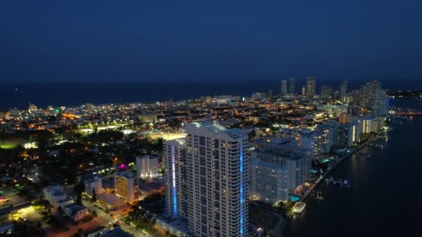 Miami Beach West Avenue Waterfront Kınamak — Stok video