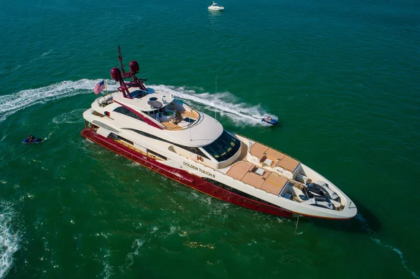 Miami Florida Usa July 2018 Aerial Image Motor Yacht Golden — Stock Photo, Image