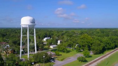Hava dron video DEFUNIAK Springs Florida su kulesi Florida