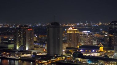 Downtown New Orleans Otel ve casinolar hava video Robot