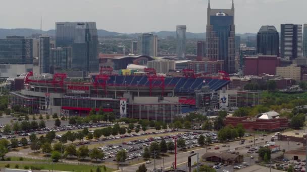 Vídeo Épico Drone Aéreo Estádio Nissan Com Fundo Centro Nashville — Vídeo de Stock
