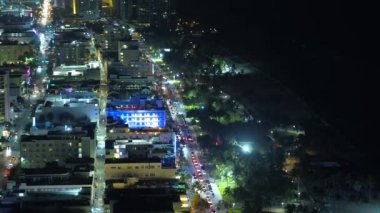 Ocean Drive havadan görünümü Miami gece