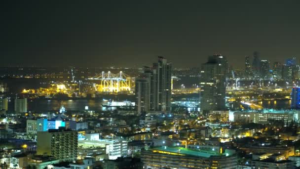 Вид Воздуха Освещенный Городской Пейзаж Майами Ночью — стоковое видео