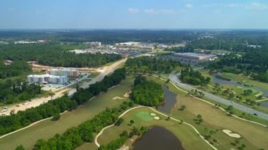 Hava hyperlapse Lake Charles Walmart yaklaşan robot