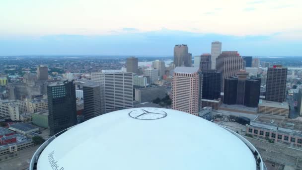 Aerial Utdragbar Shot Mercedes Benz Superdome Idrottsplats — Stockvideo