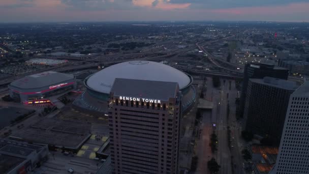 Aerial Avslöja Mercedes Benz Superdome New Orleans — Stockvideo