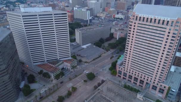 Antenne Kippt Nach Oben Zeigen Innenstadt Neue Orlean Louisiana Usa — Stockvideo