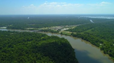 Mississippi Nehri Baton Rouge Louisiana üzerinde hava video otoyol I10