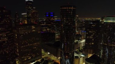 Hava yanal görüntüleri Downtown Houston Texas ABD gece