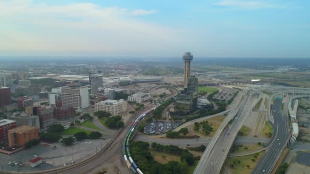 Luchtfoto Van Dallas Stadsgezicht Met Reunion Tower — Stockvideo