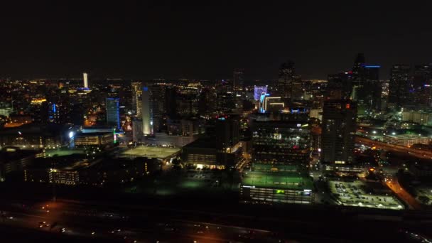 Flygfoto Över Dallas Stadsbilden Natten Texas — Stockvideo