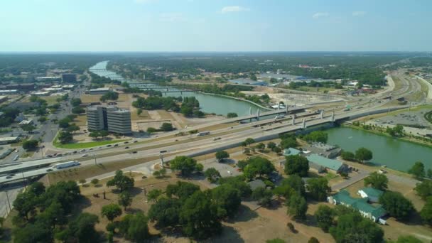 Luftaufnahmen Flussufer Waco Texas Reiseziel — Stockvideo