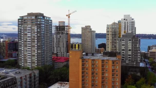 Seattle Cityscape Körfezi Dock Ile Havadan Görünümü — Stok video