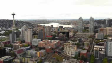 Seattle Space Needle Kulesi havadan görünümü 