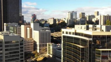 Gündüz, downtown Seattle'nın havadan görünümü 