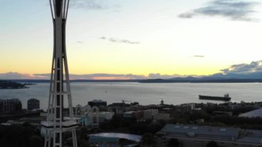 Seattle Space Needle Kulesi havadan görünümü 