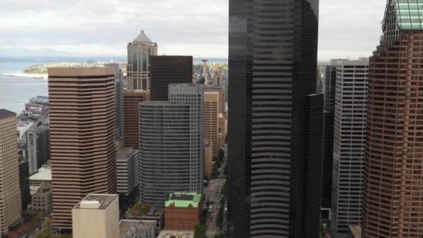 Flygfoto Över Seattle Downtown Dagtid — Stockvideo